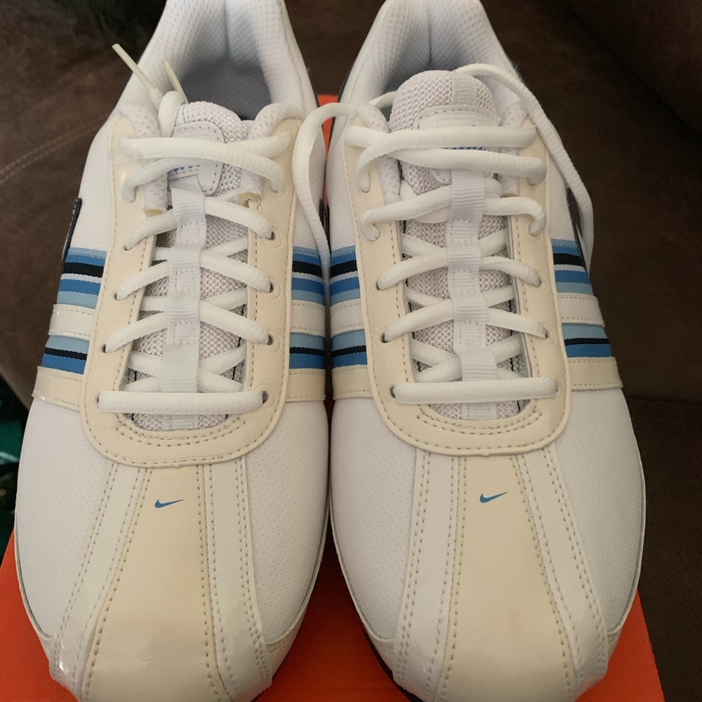 Wmns Air Team Trainers